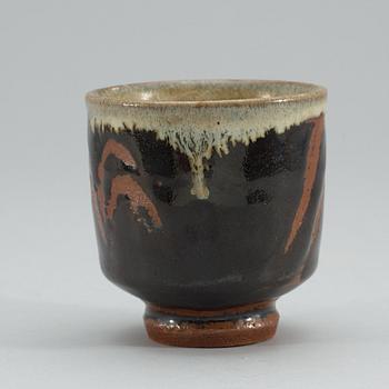 A Japanese stoneware cup, attributed to Shoji Hamada, 1950's.