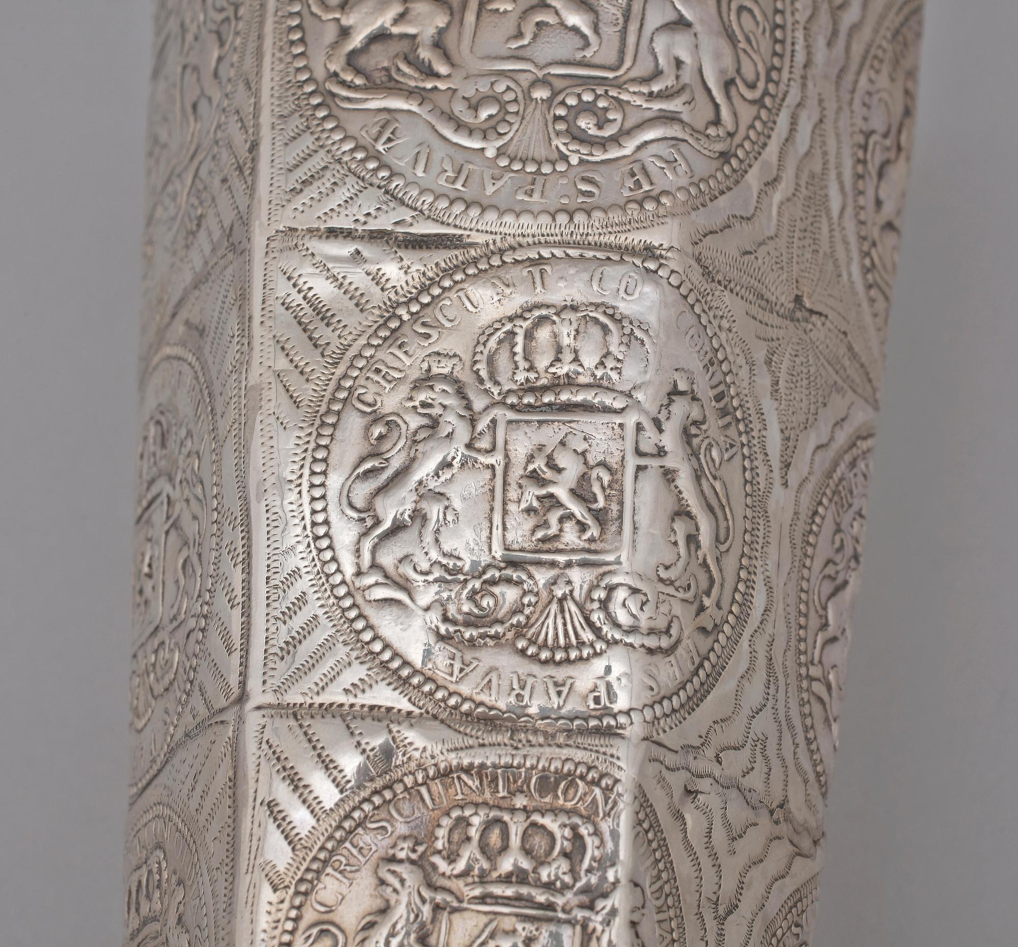 VAS, silver, Nederländerna, 1900-tal. Vikt ca 340 gram.