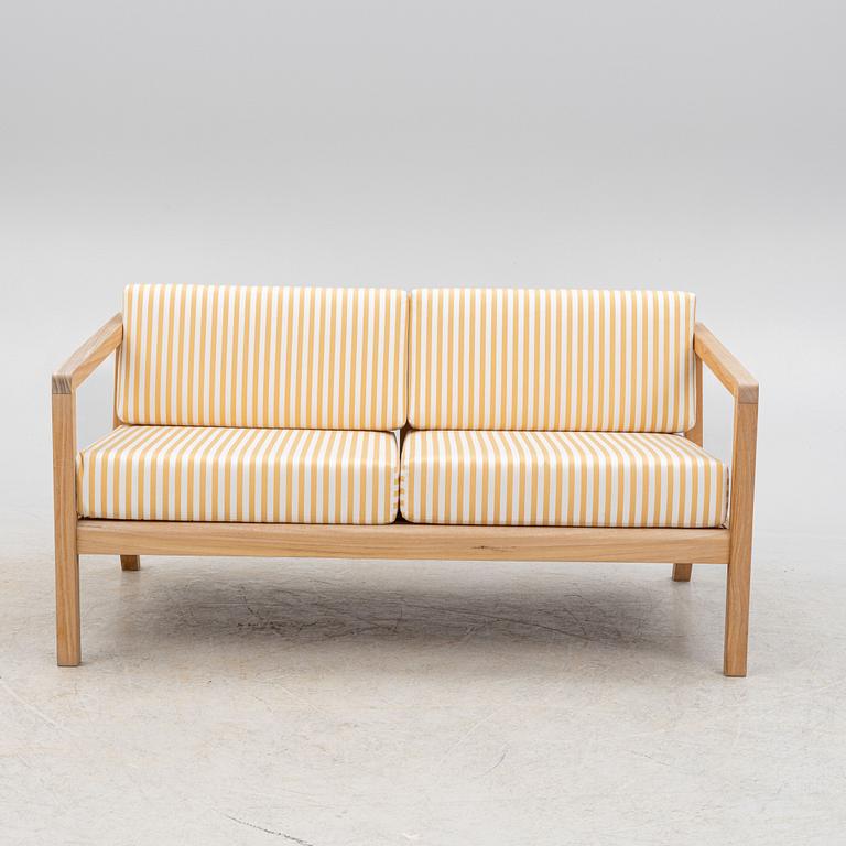 Says Who design, soffa, "Virkelyst", Skagerak, Danmark, samtida.