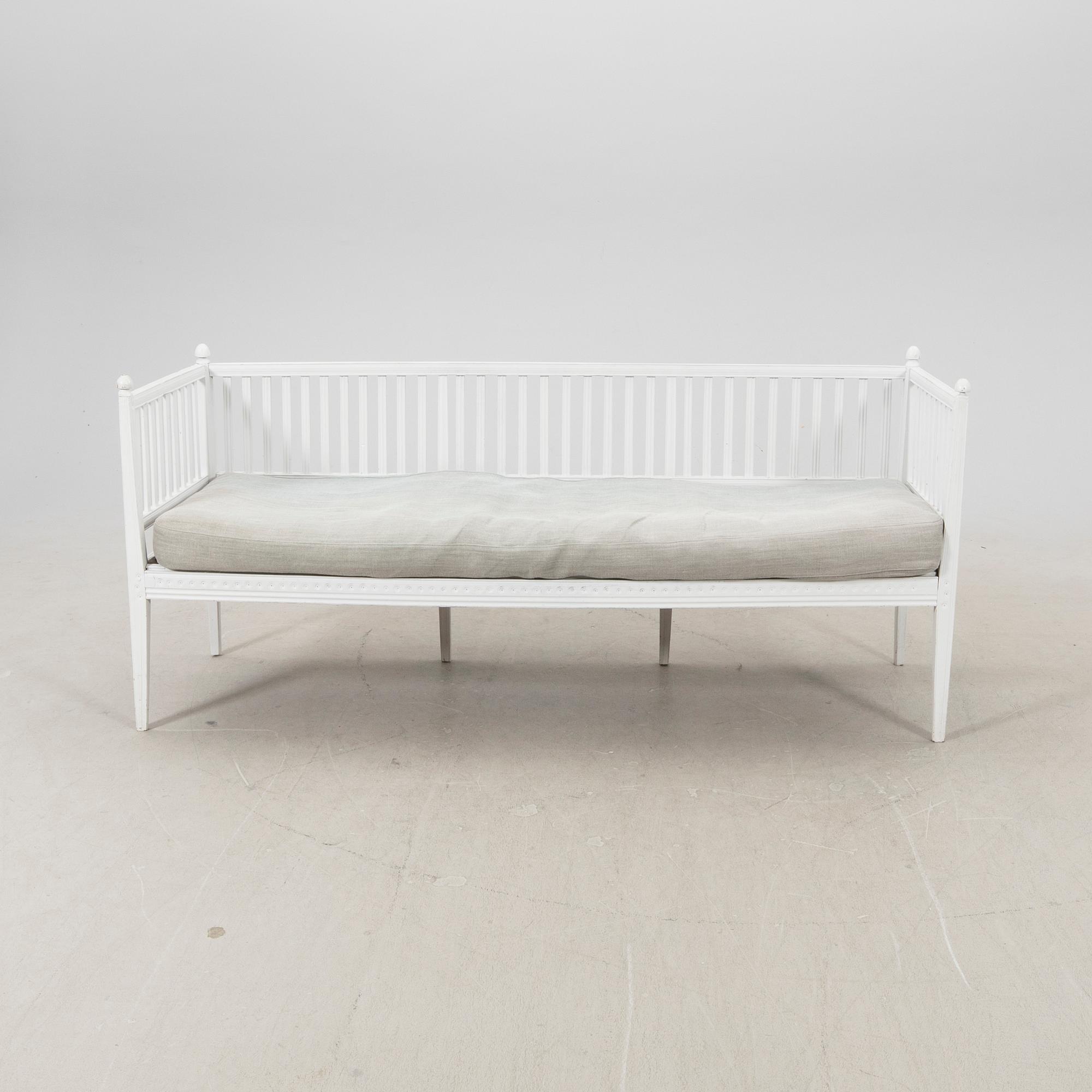 Soffa sengustaviansk 1800-tal.