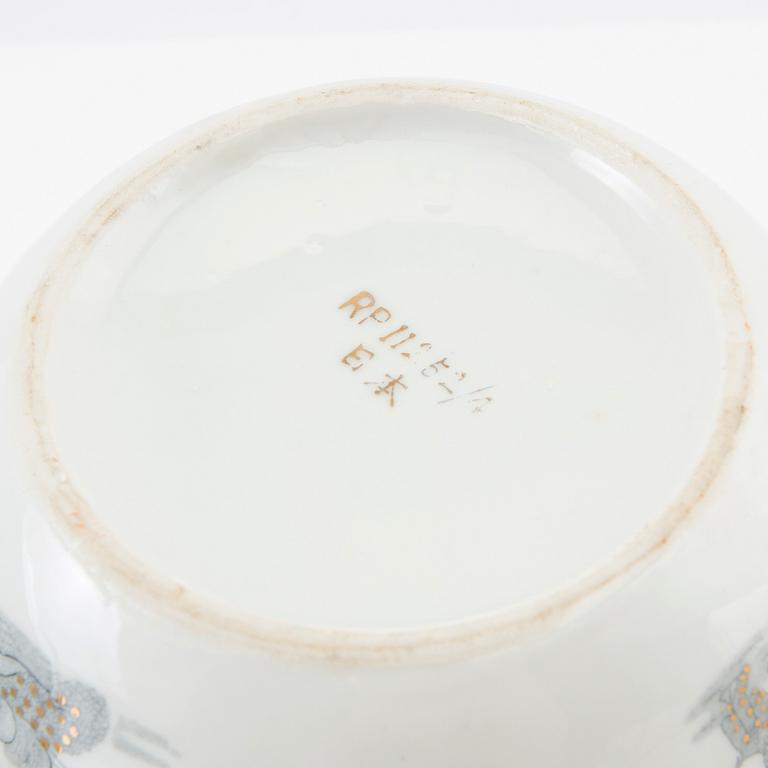 A set of four Chinese tea pots, 20th century.