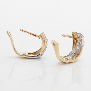 Korvakorut, 14K valko-keltakultaa, timantteja yhteensä noin 0.30 ct. Suomalaiset leimat.