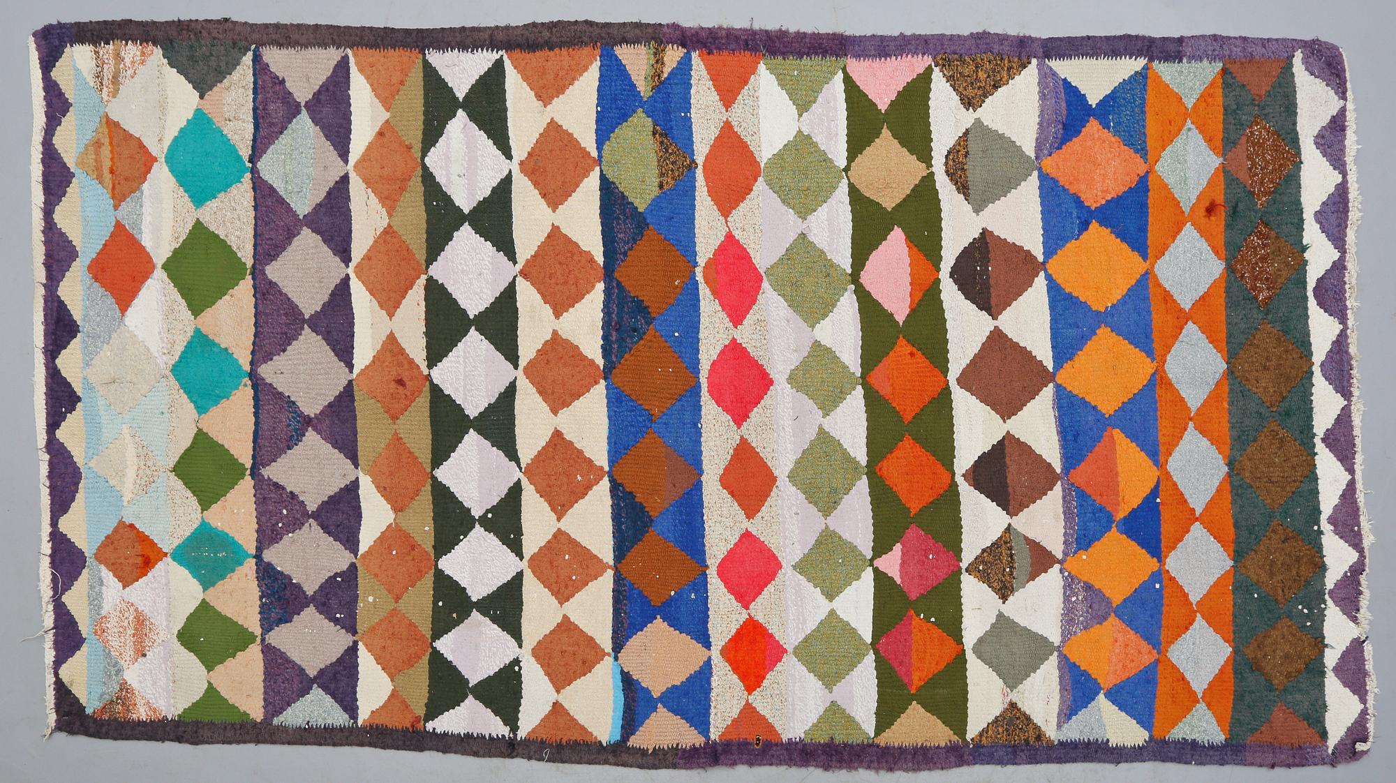 MATTA, Kelim, ca 245 x 130 cm.