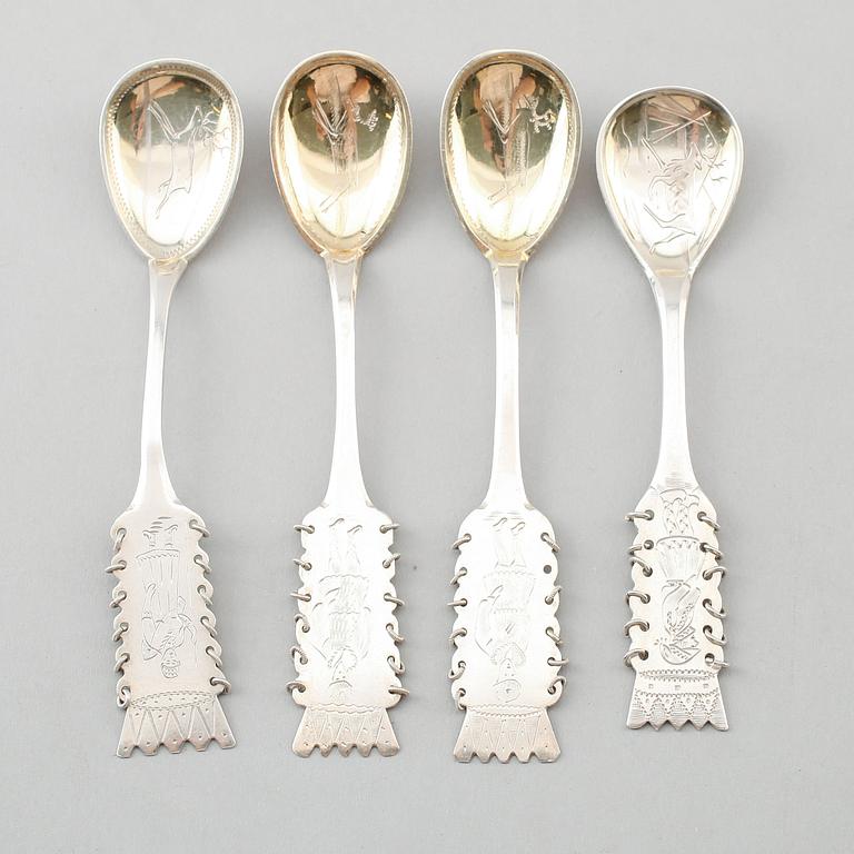 KAFFESKEDAR, 12 st snarlika, samemodell, bolidensilver, 1930/40-tal. Vikt ca 147 gram.