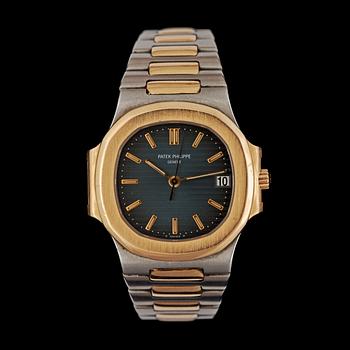 137. Patek Philippe - Nautilus. Stål/guld. Automatisk. 36 x 33,5 mm. Maj 2000.