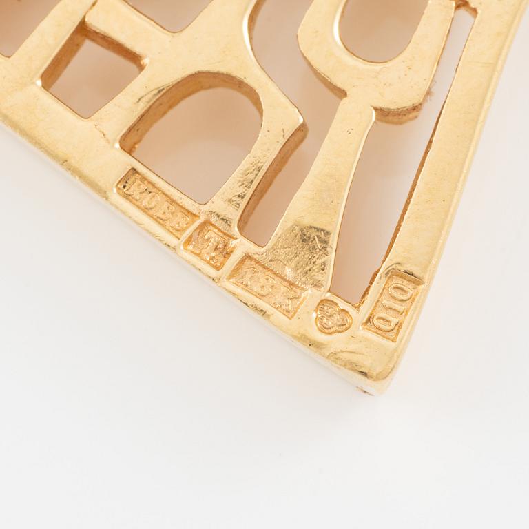 Necklace, pendant, Robbert, 18K gold. Accompanying chain 18K gold. Sweden, 1990.