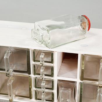 SPECERI- / KRYDDHYLLA, "Reda", Gunnar Fredrikson AB, omkring 1900-talets mitt.