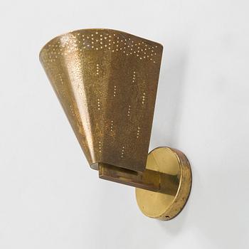 Paavo Tynell, seinävalaisin, malli K8-11, Idman 1900-luvun puoliväli.