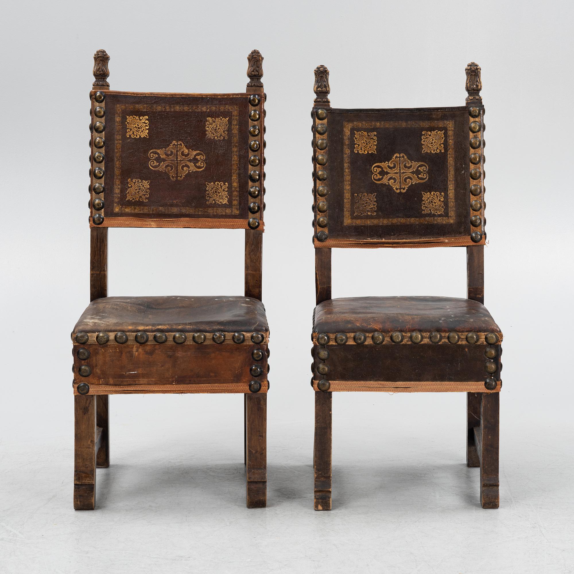 A set of nine beech Baroque style chairs, end of the 19th Century.