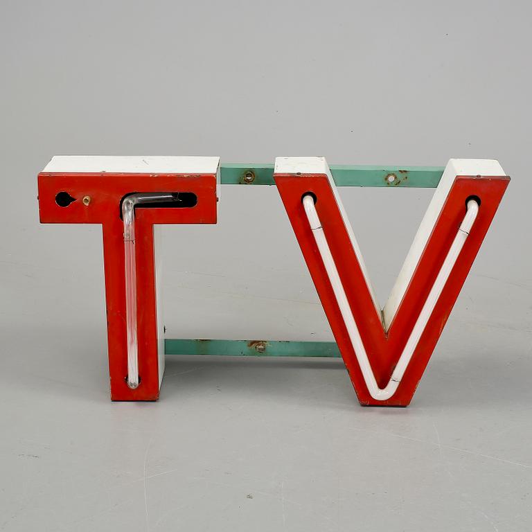 SKYLTBOKSTÄVER MED NEONRÖR, "TV", 1900-talets mitt.