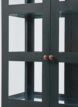 Johanna Lagercrantz, skåp, "Parad", ed. 43/55, Lammhults, efter 1990.