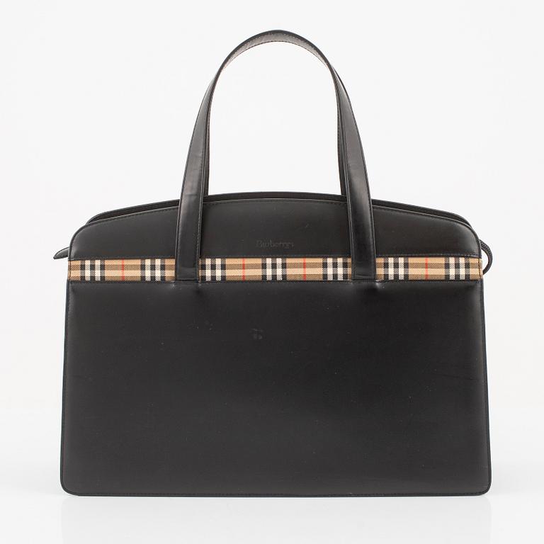 Burberry, väska.