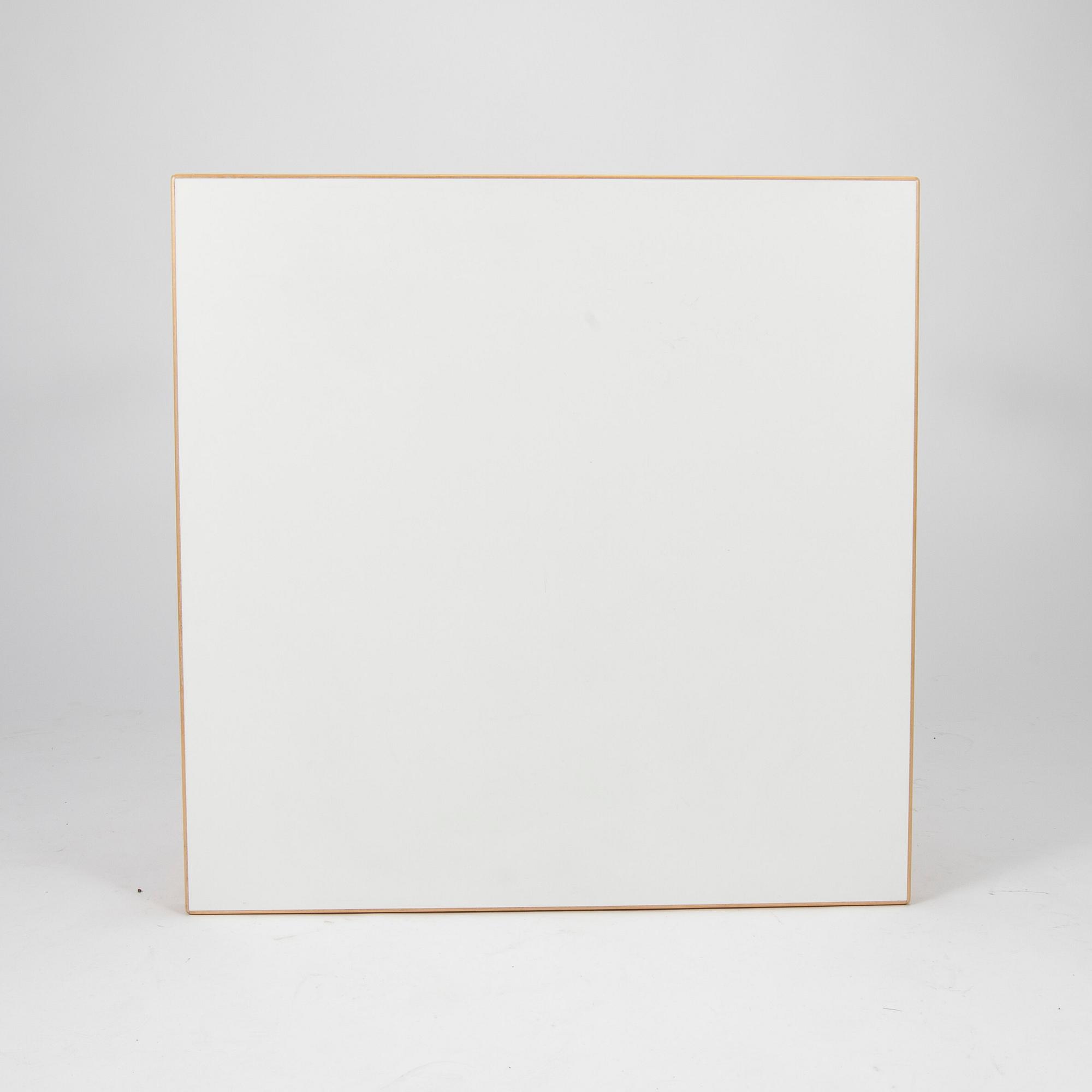 BORD, modell 81C, Artek 1900-talets senare häft.