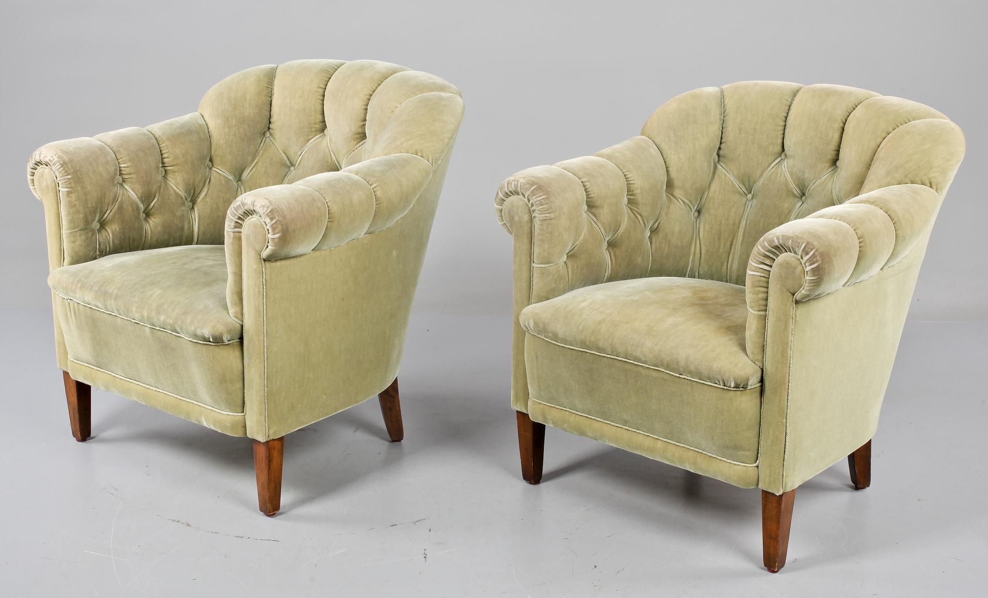 FÅTÖLJER, ett par, 1900-talets andra hälft.