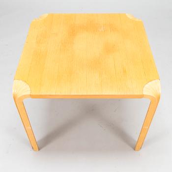 ALVAR AALTO, table X 800 A, Artek.