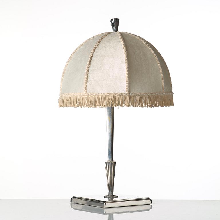 Elis Bergh, probably, a silver plated Swedish Grace table light for CG Hallberg, Stockholm 1920-30's.