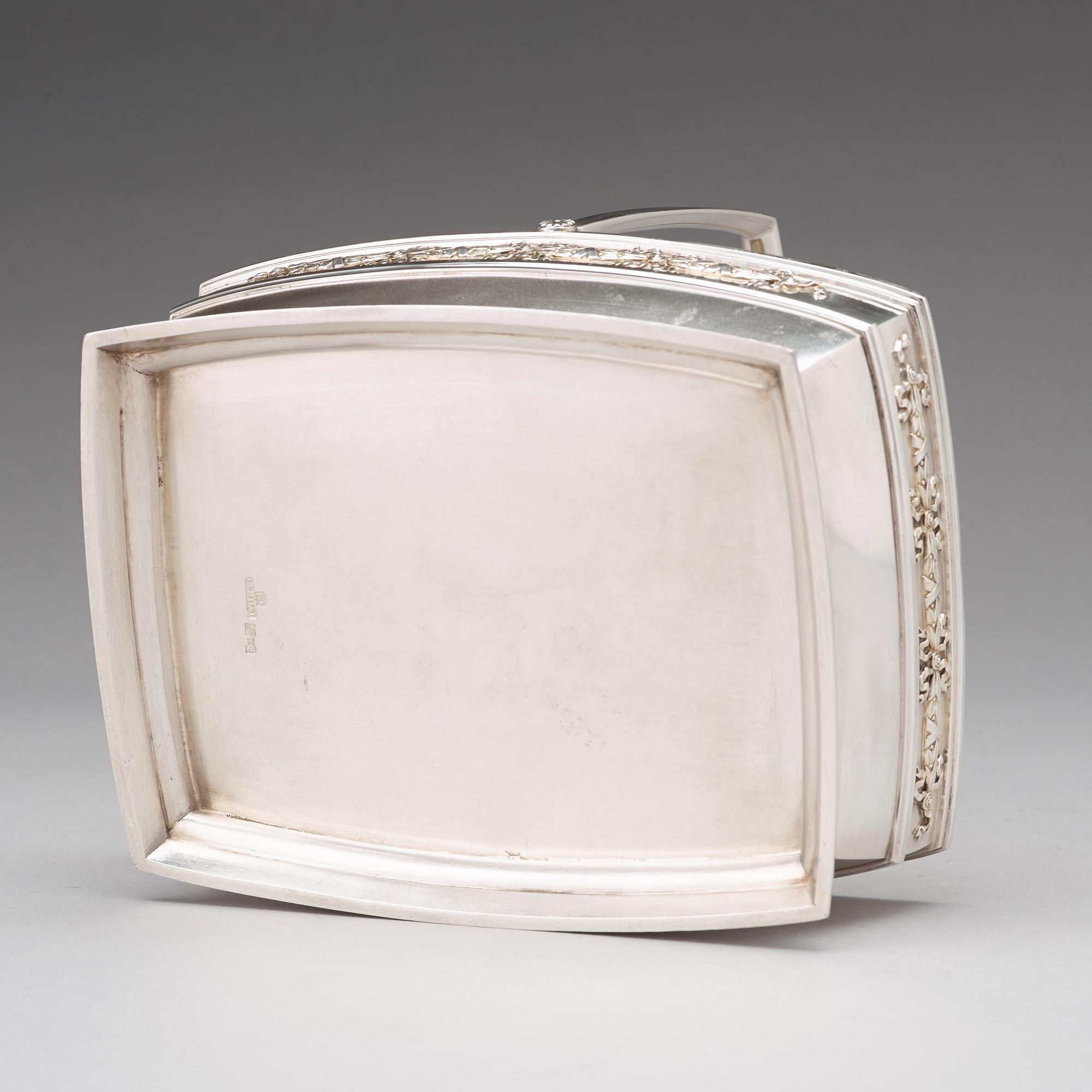 A FABERGÉ parcel-gilt basket, Moscow 1894. Imperial Warrant and scratched invntory no. 4969.