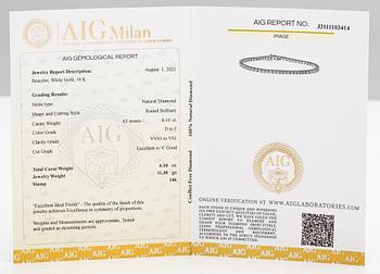 A 14K white gold tennis bracelet with ca. 6.10 ct of diamonds. With AIG certificate.