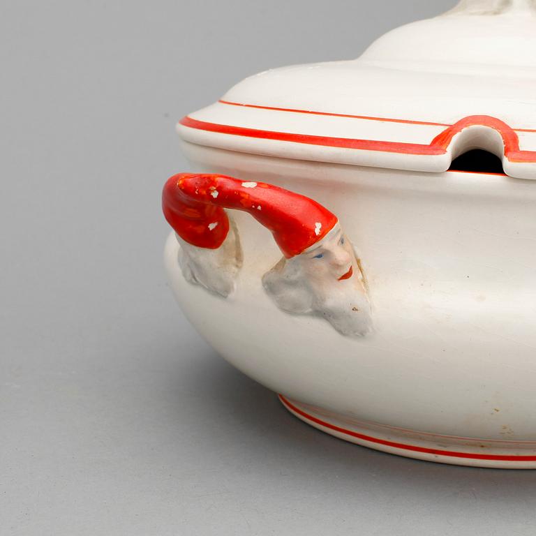 GRÖTSKÅL samt KANNA, porslin, Göteborg, 1900-talets första del.