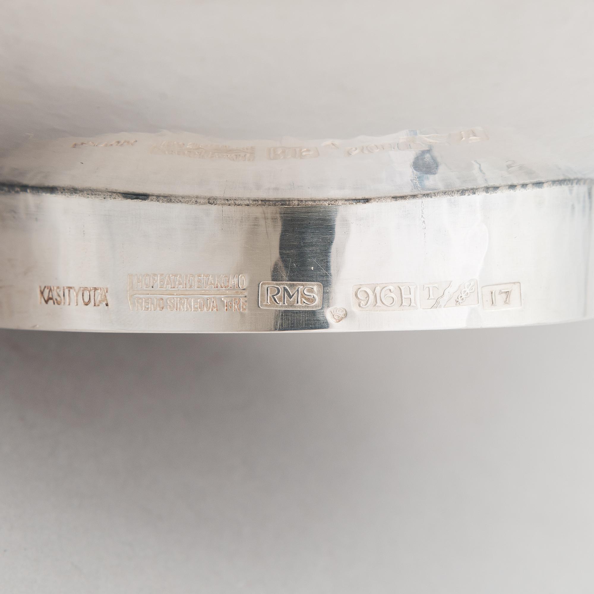 Reijo Sirkeoja, a silver bowl with amethysts, Hopeataidetakomo, Tampere 1962.