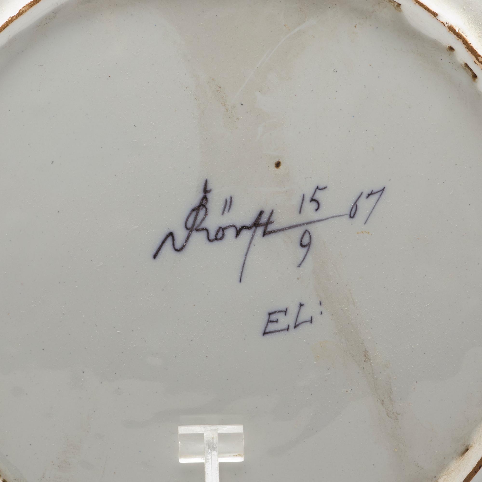 TALLRIKAR, nio stycken, fajans. Rörstrand, 1700-tal.