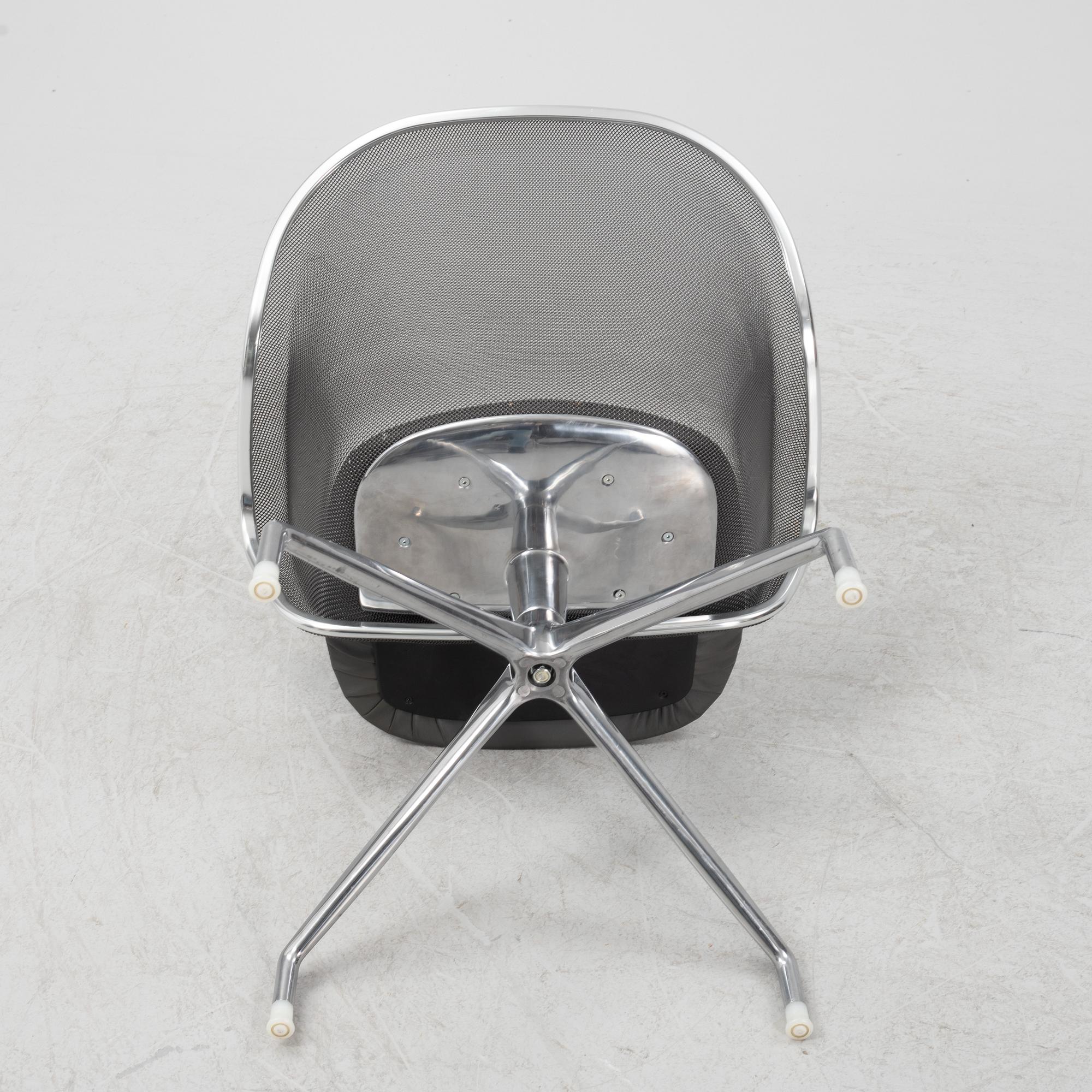 Antonio Citterio, chair, "Iuta", B&B Italia.