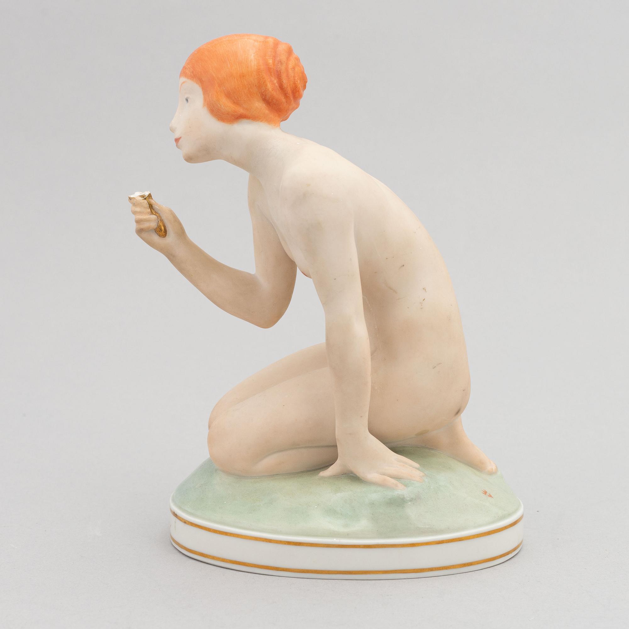 Gerhard Henning, a porcelain figurine, Royal Copenhagen, Denmark, first half of the 20th century.