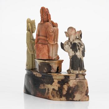 Tre figurer, täljsten, Kina, 1900-tal.