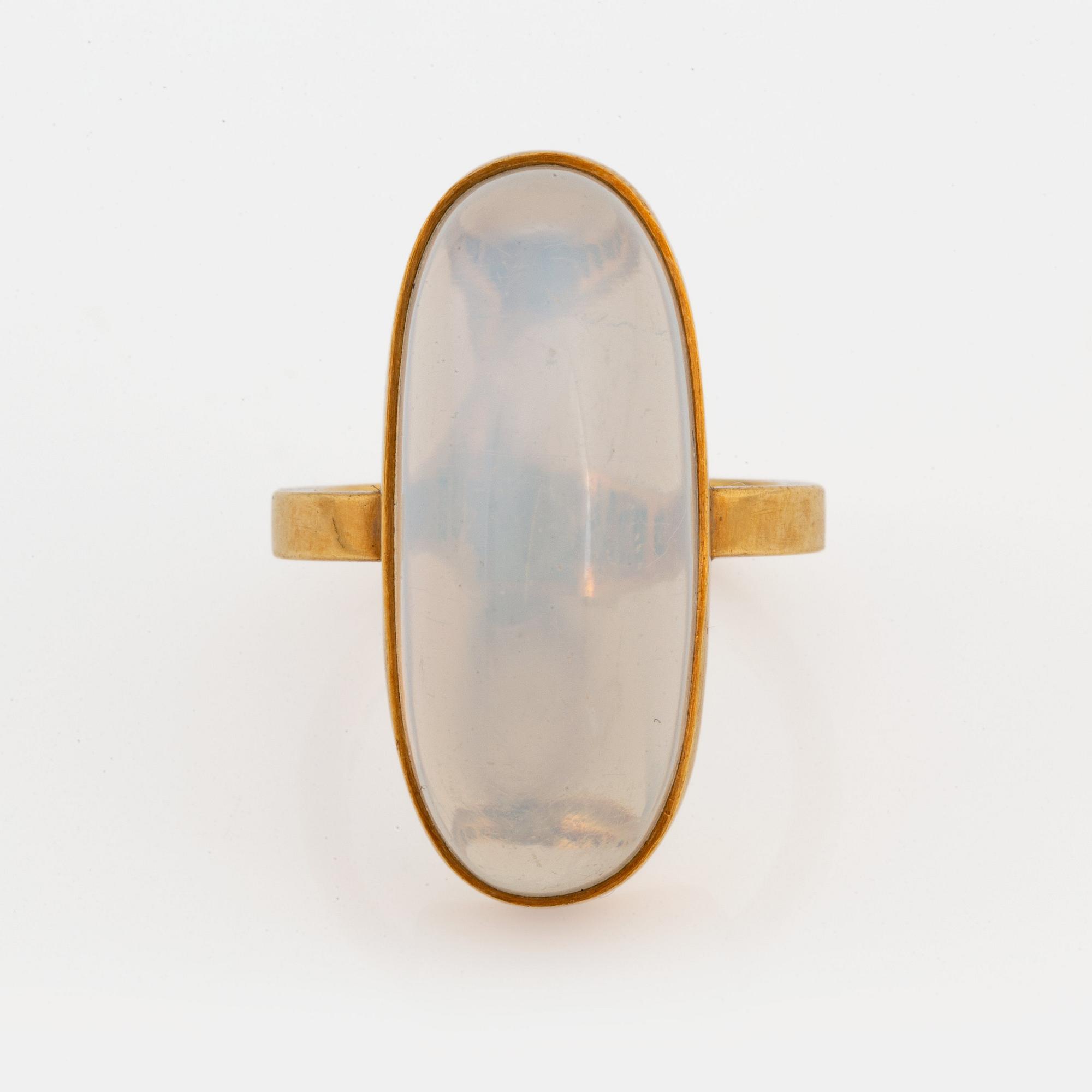 Wiwen Nilsson, an 18K gold and cabochon cut ring, Lund, Sweden 1951.