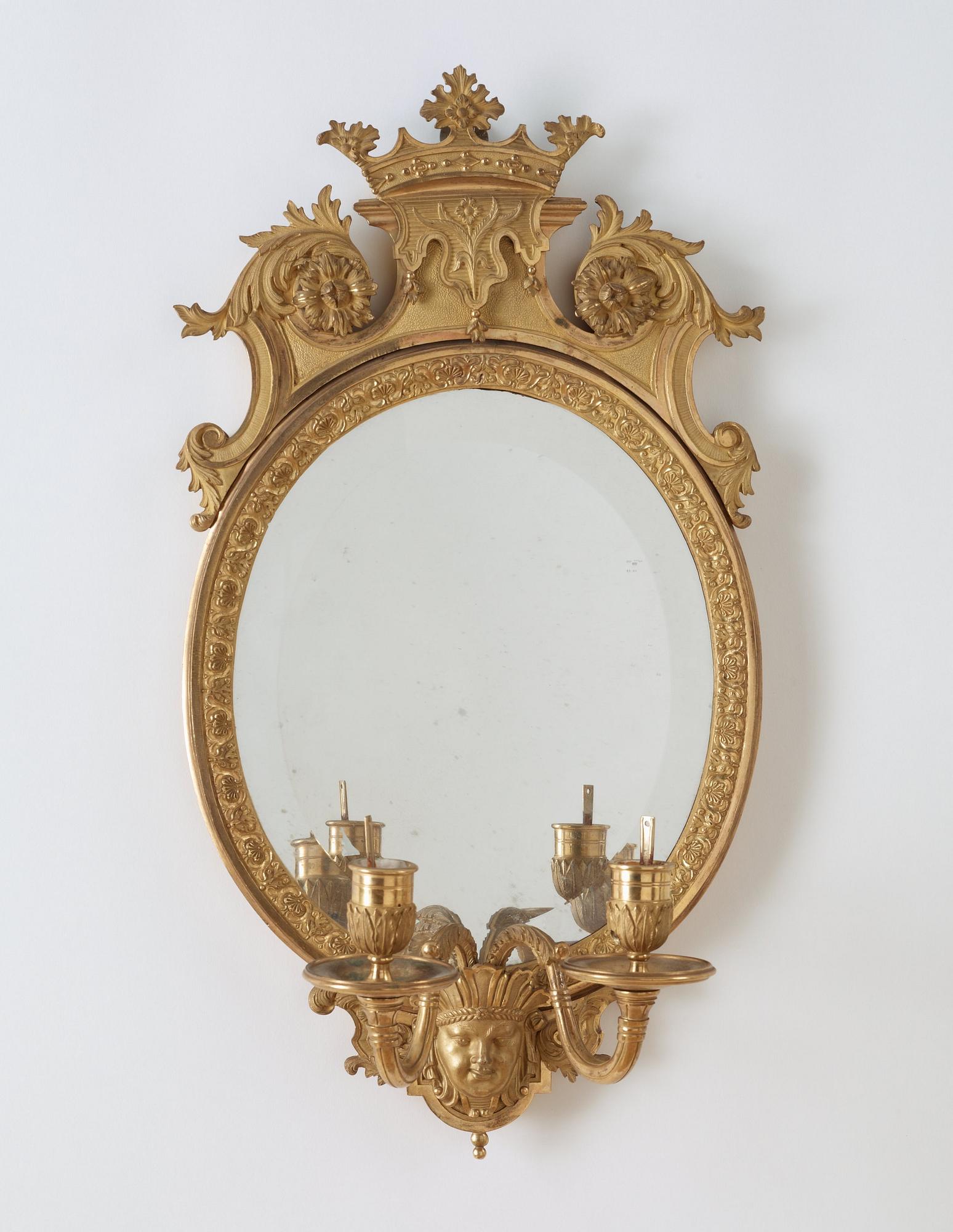 SPEGELLAMPETTER, för två ljus, ett par. Senbarockstil, sekelskiftet 1900.