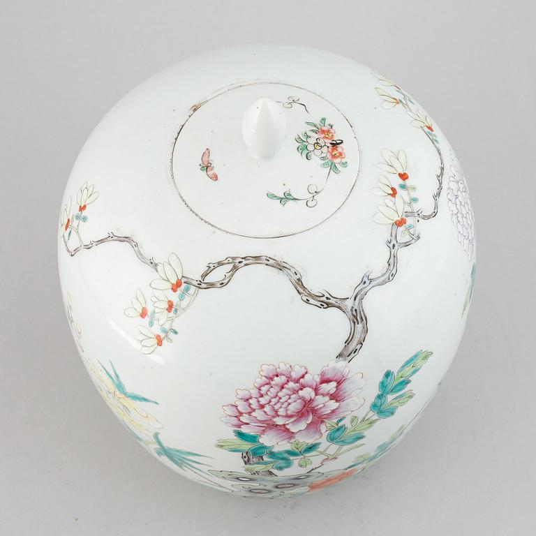 A famille rose jar with cover, China, 20th Century.