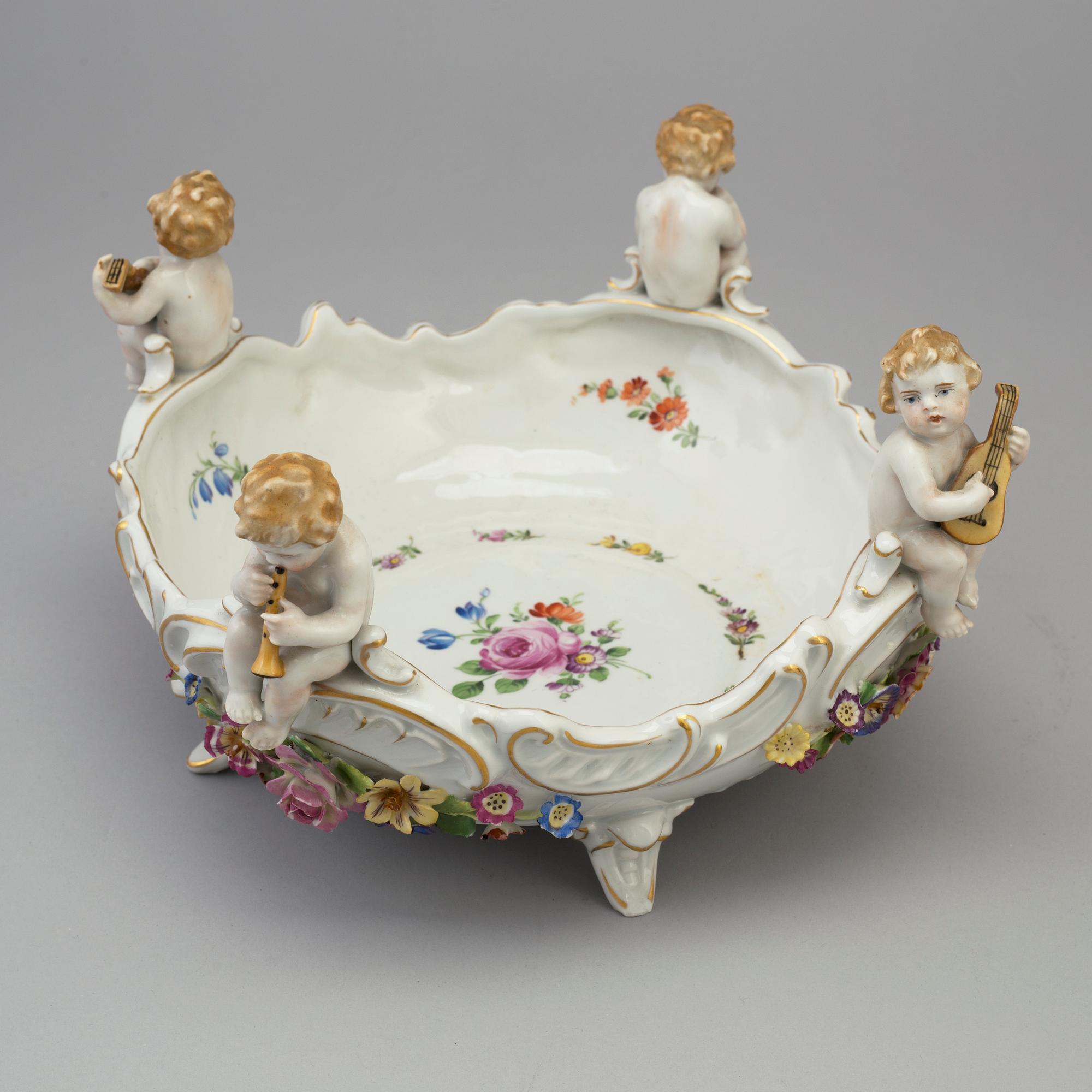 a porcelain bowl from von Schierholz Germany, early 20th century.