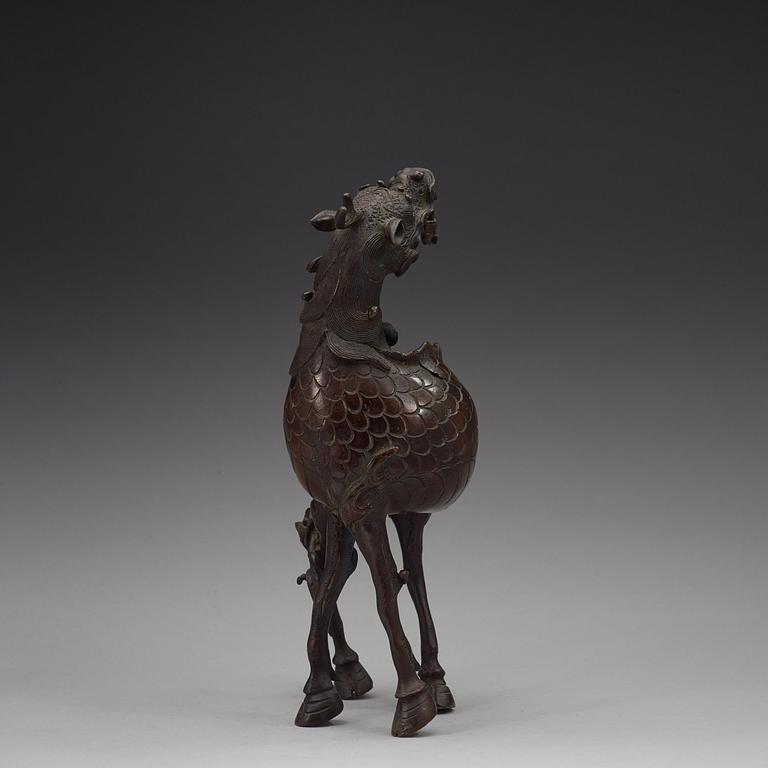 A Japanese bronze censer with cover, 19th Century.