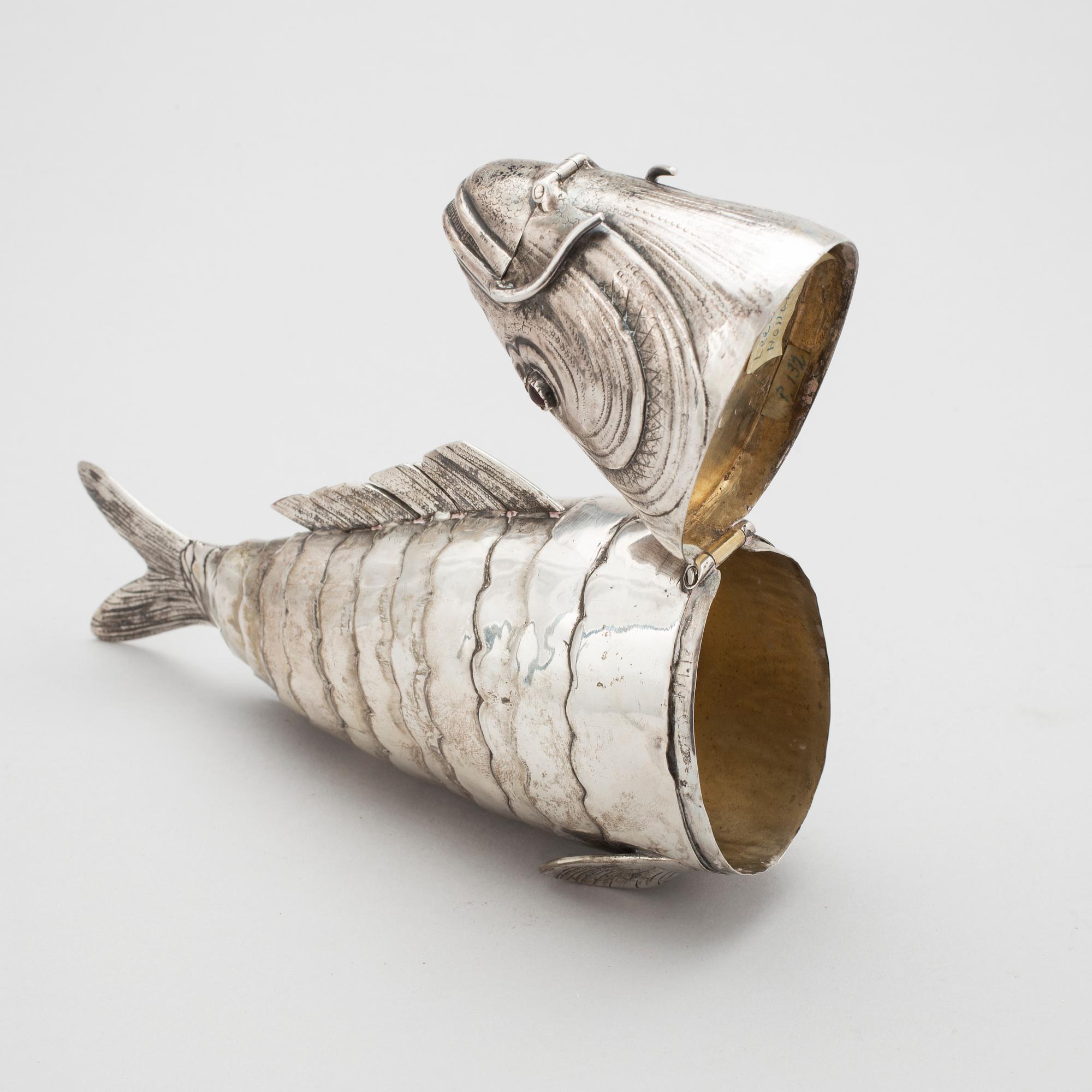 ASK, silver. Nijmegen, Nederländerna, 1900-talets början. Ca 343 g.