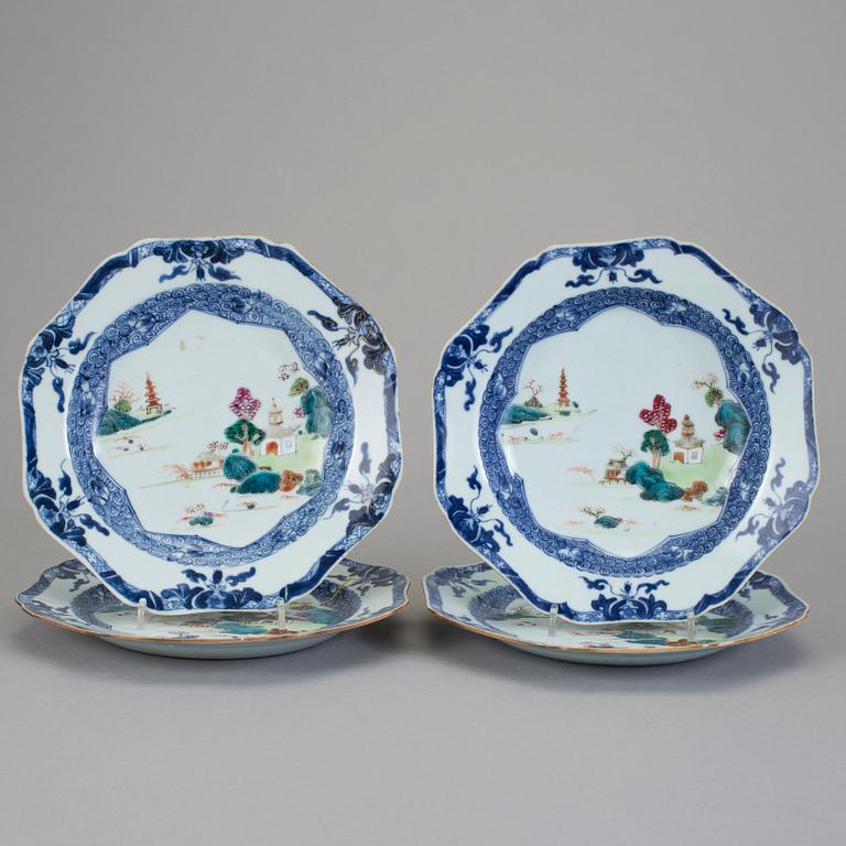 TALLRIKAR, 2+2 st, porslin, Kina, Qianlong (1736-95).