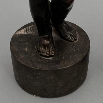 BORDSARMATURER, ett par, brons, Louis XVI-stil, 1900-tal.