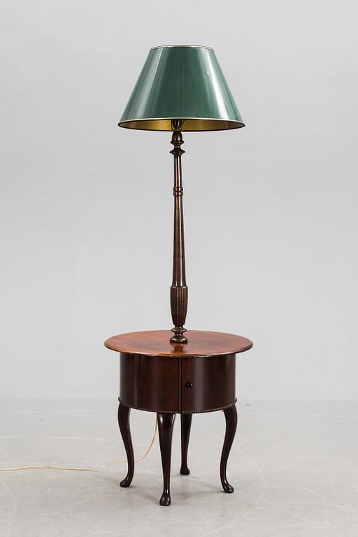 LAMPBORD, Georg Kofoed, Danmark, 1900-talets första hälft.