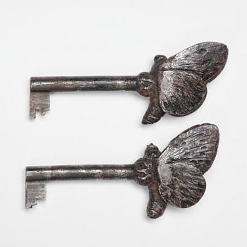 Jugend, hörnskåp, skulpterad björk, Sverige, tidigt 1900-tal.