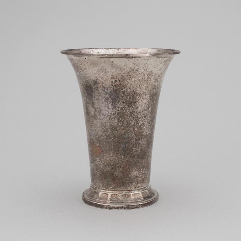 A Georg Jensen silver vase/goblet, Copenhagen 1929. Weight 199 gr.