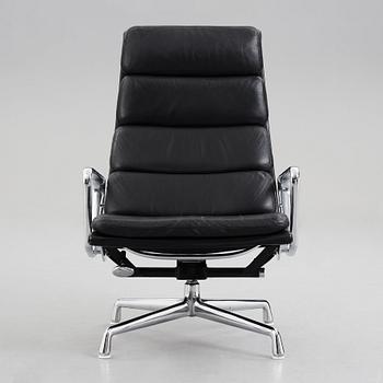 Charles & Ray Eames, an easy chair, "EA-215" for Vitra.