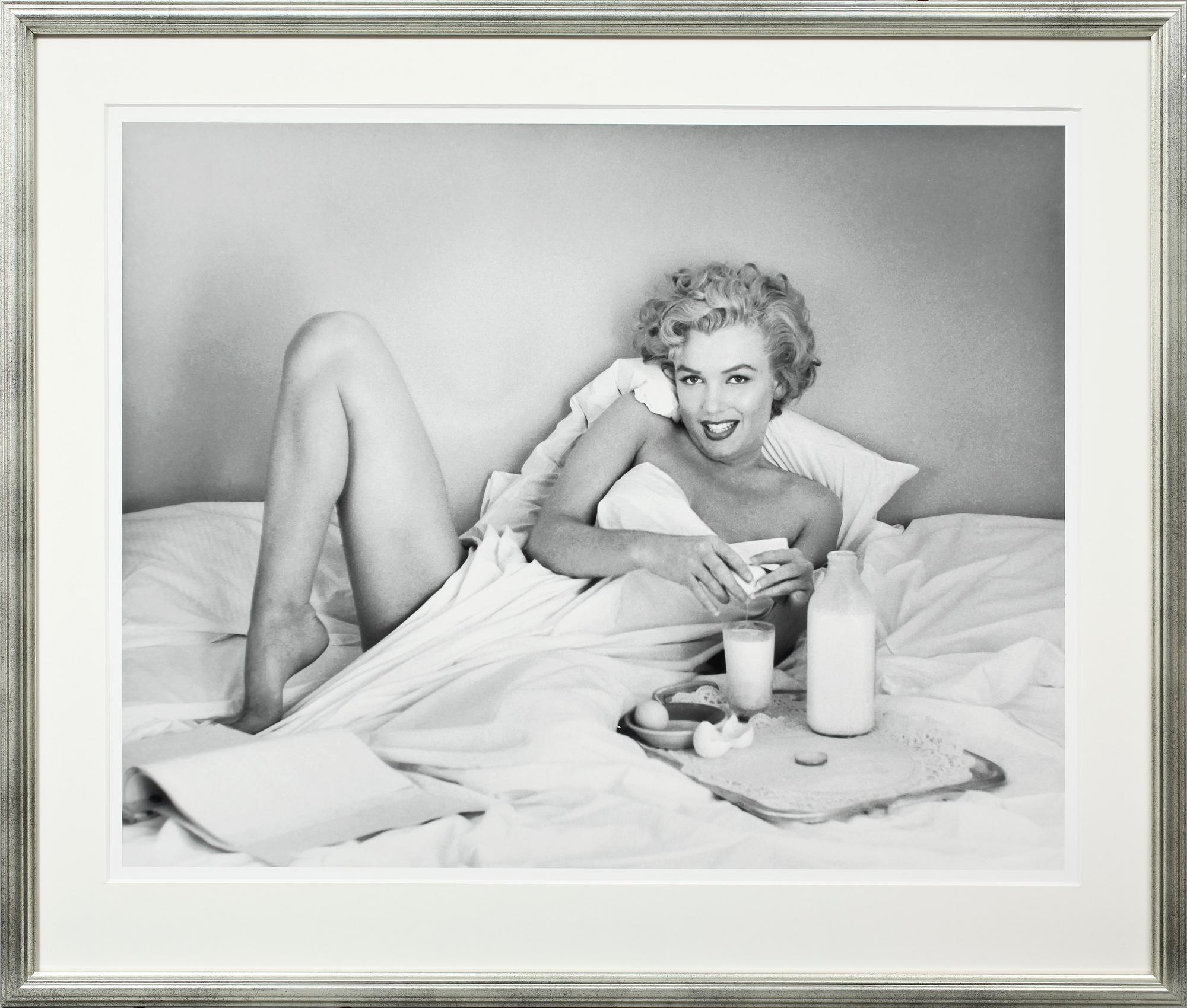 ANDRÉ DE DIENES, silvergelatinfotografi, stämpelsign á tergo, numr 161/200 samt dat 05-16-2006.
