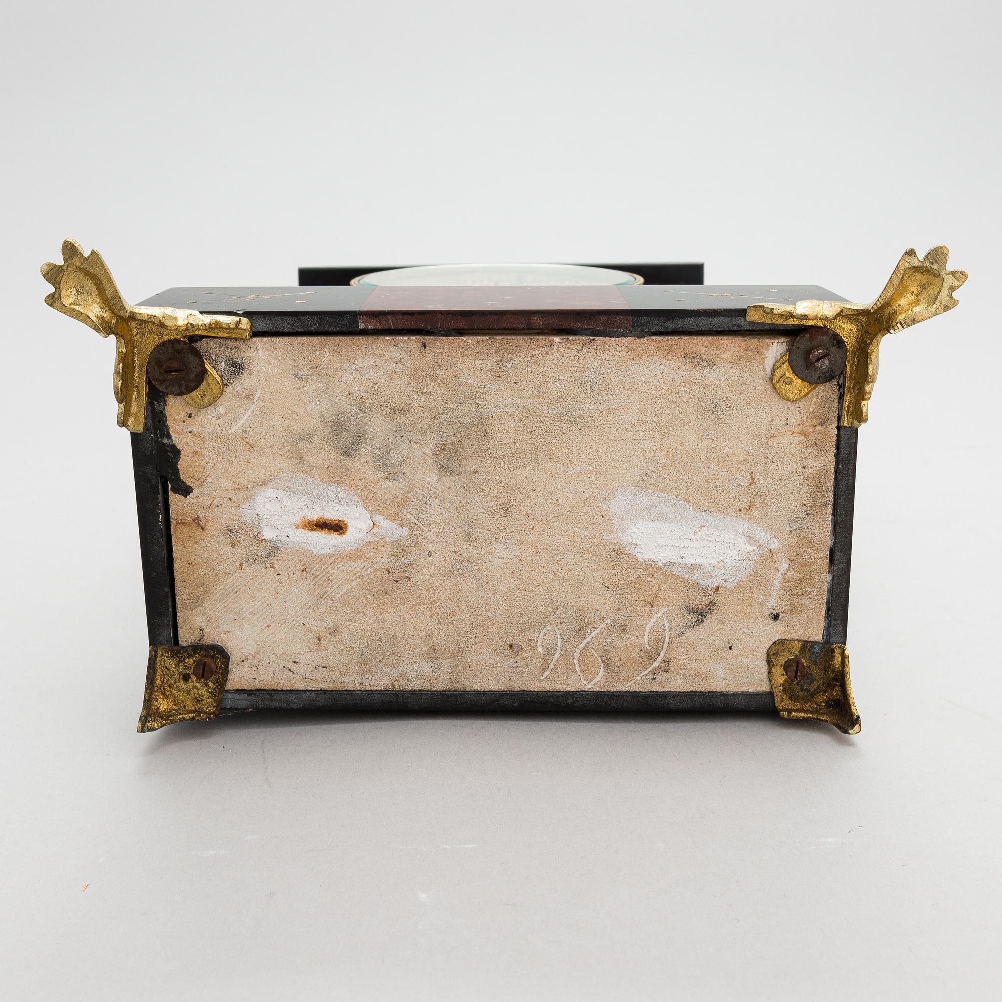 A table pendulum clock, second half of the 19th century.