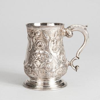 STOP, silver Fuller White, London 1748. Vikt 354 g.