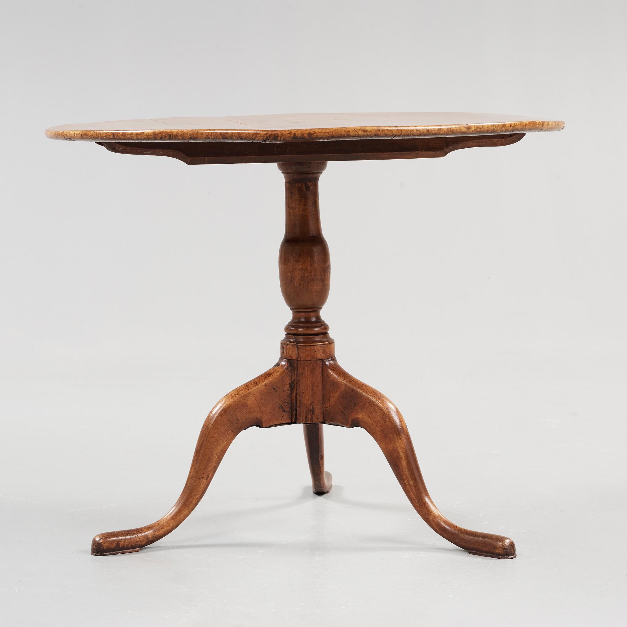 FÄLLBORD, Jacob Sjölin, (mästare i Köping och Kungsör 1767-1785).