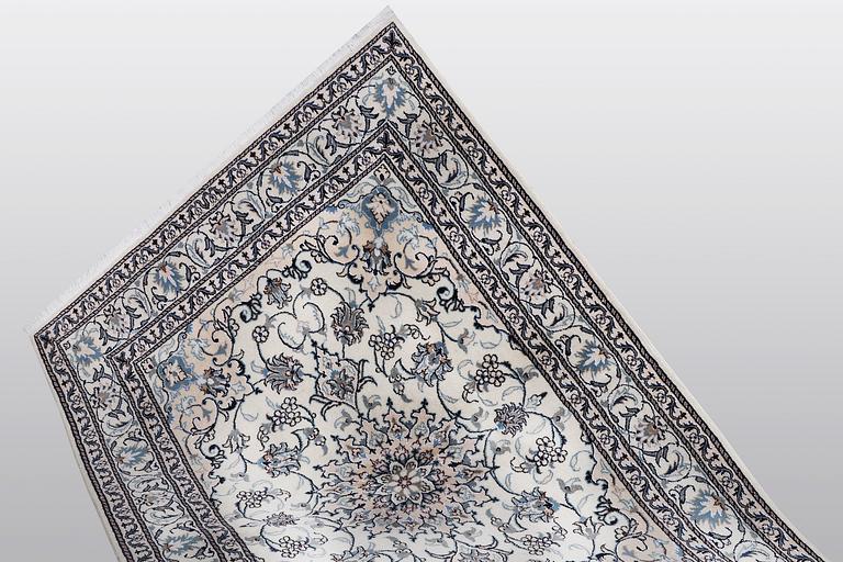 Matto, Nain, 9 LAA, part silk, ca 212 x 150 cm.