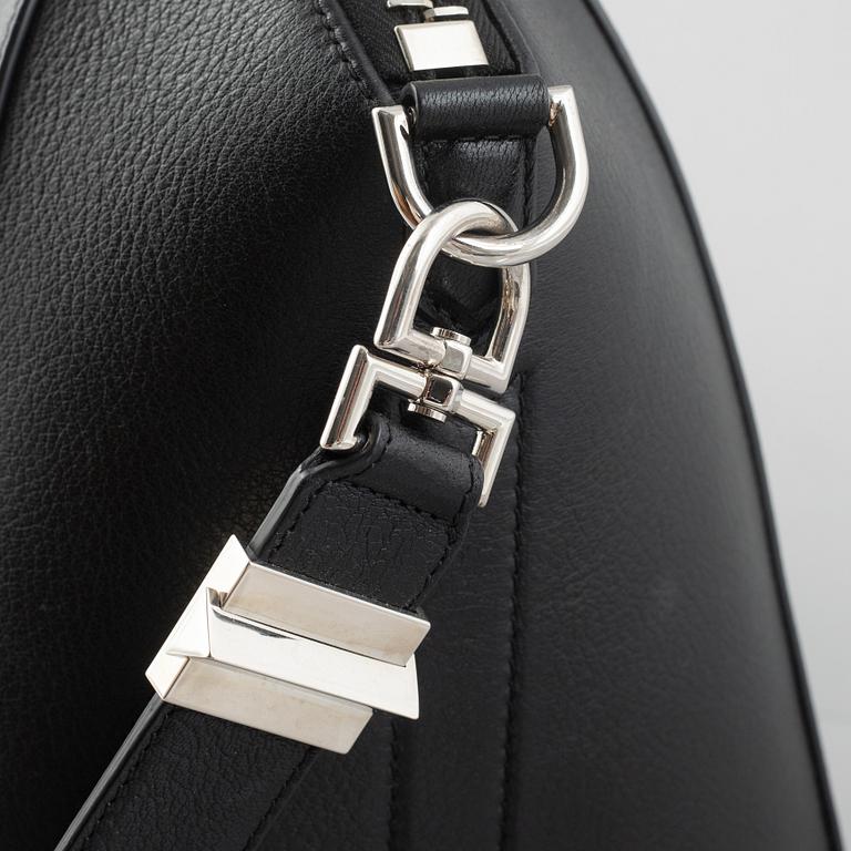 Givenchy, väska, "Antigona".