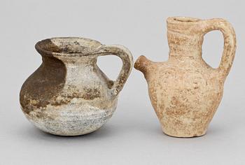 KÄRL, 2 st, lergods, troligen Medelhavsområdet och forntida.