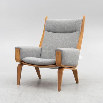 Hans J. Wegner, a model "GE 501-A" armchair, Getama, Denmark, 21st century.