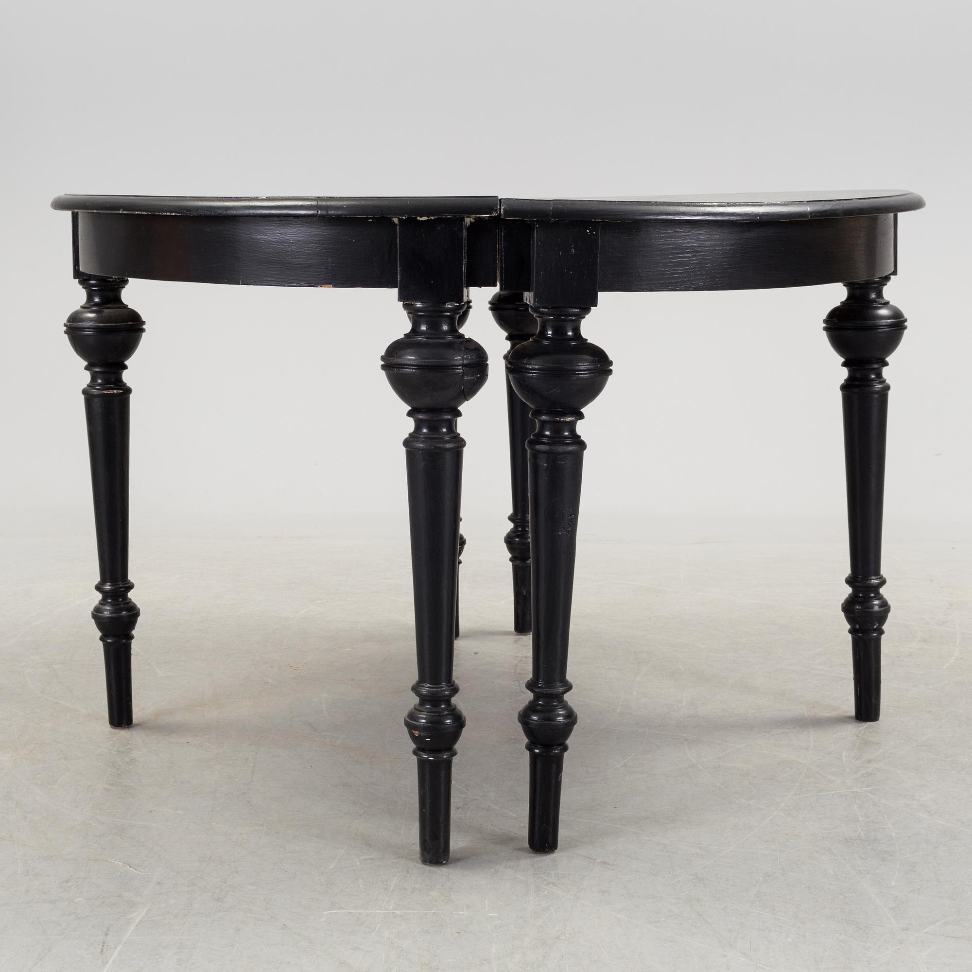 A 19th century dining table.