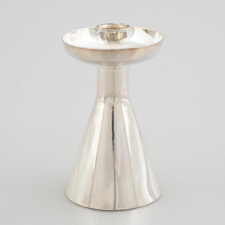 Bengt Liljedahl, ljusstake, sterling silver, Stockholm, år 2000.